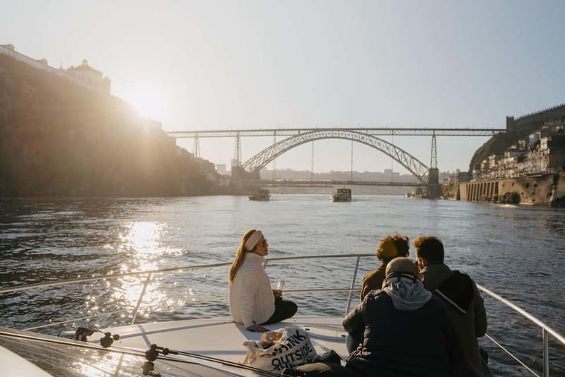 Porto: 6 Bridges Port Wine River Cruise with 4 Tastings - Returning through Ribeira and Sé