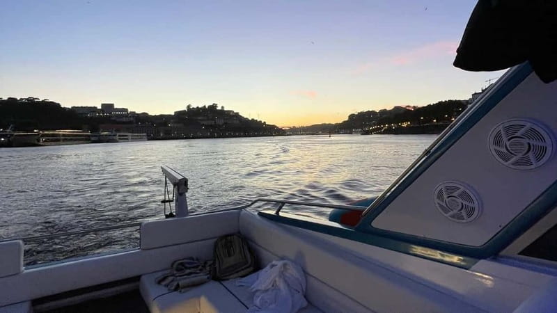 Porto: 6 Bridges Private Cruise with Local Wine and Snacks - Practical details for a smooth outing