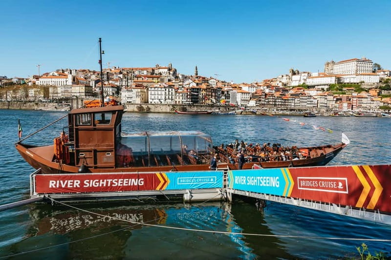 Porto: Bridges Cruise & Sunset & Port Wine Cellar Option - Boat comfort, seating, and weather