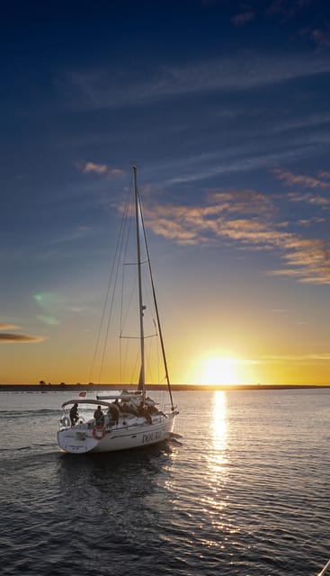 Porto: Charming Sailboat Cruise with Port Wine,Sunset Option - Foz do Douro and the possible Atlantic section