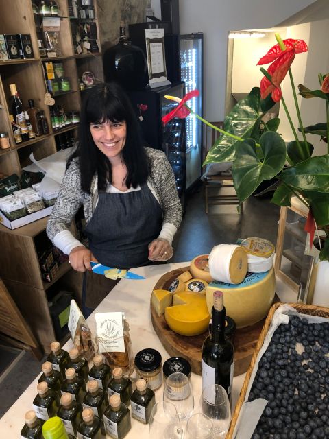 Porto: Cheese and Port Wine Tasting in a Unique Place - The secret spot inside Patio das Marias