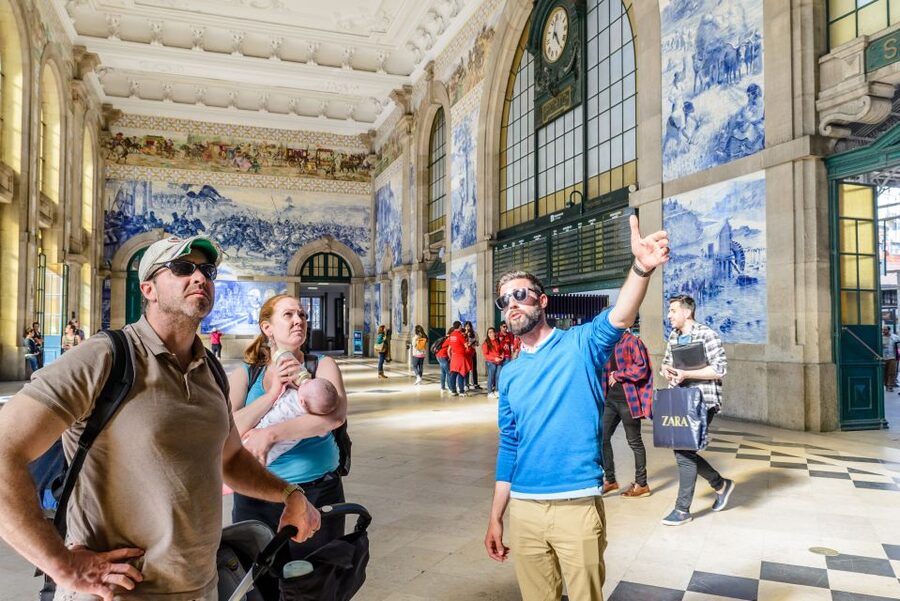 Porto: Delicious Food and Wine Walking Tour - Guides make the difference