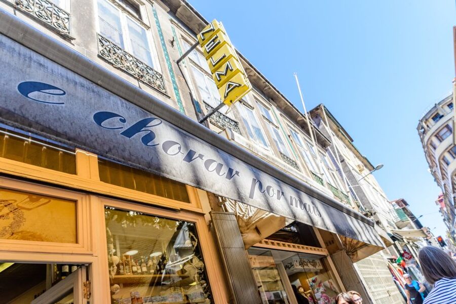 Porto: Delicious Food and Wine Walking Tour - Walking, timing, and comfort
