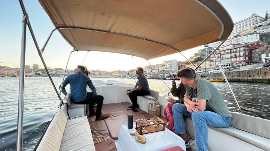 Porto: Douro River Boat Cruise with Port Wine Tasting - Small groups, private departures, and comfort