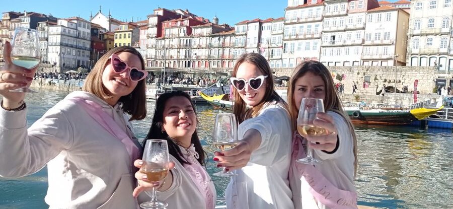 Porto: Douro River Boat Tour w/ Portuguese Wines & Tasting - Price, timing, and what you receive for $53