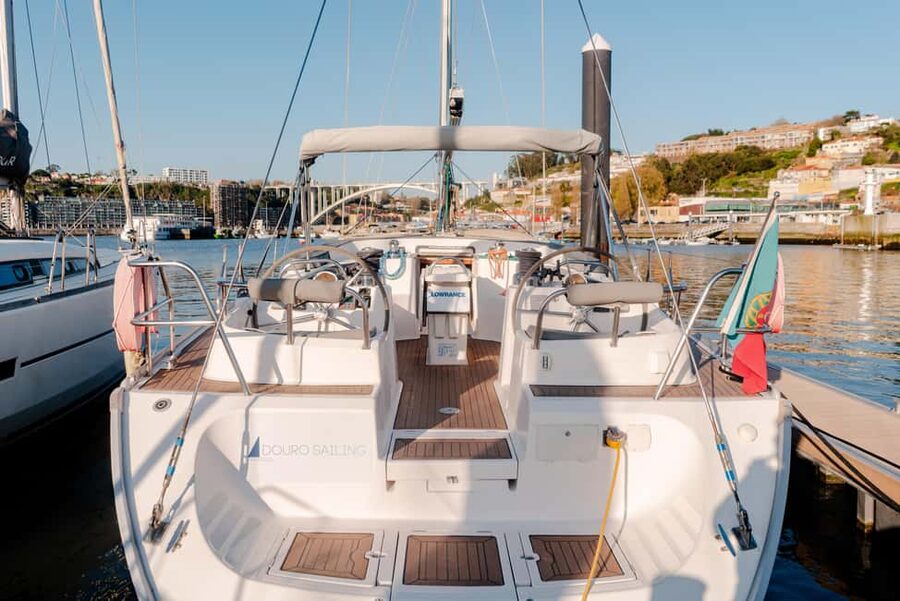 Porto: Douro River Boat Tour with Wine Tasting - Why the Douro feels different from street level