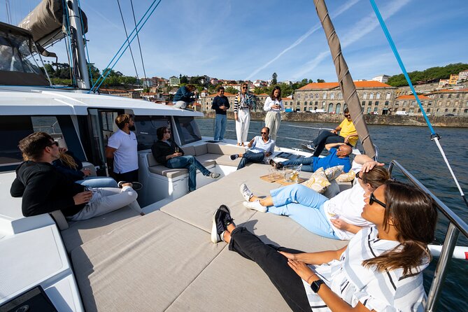 Porto Douro River Cruise With Port Wine - Daytime or Sunset - Boat Size, Seating, and Comfort