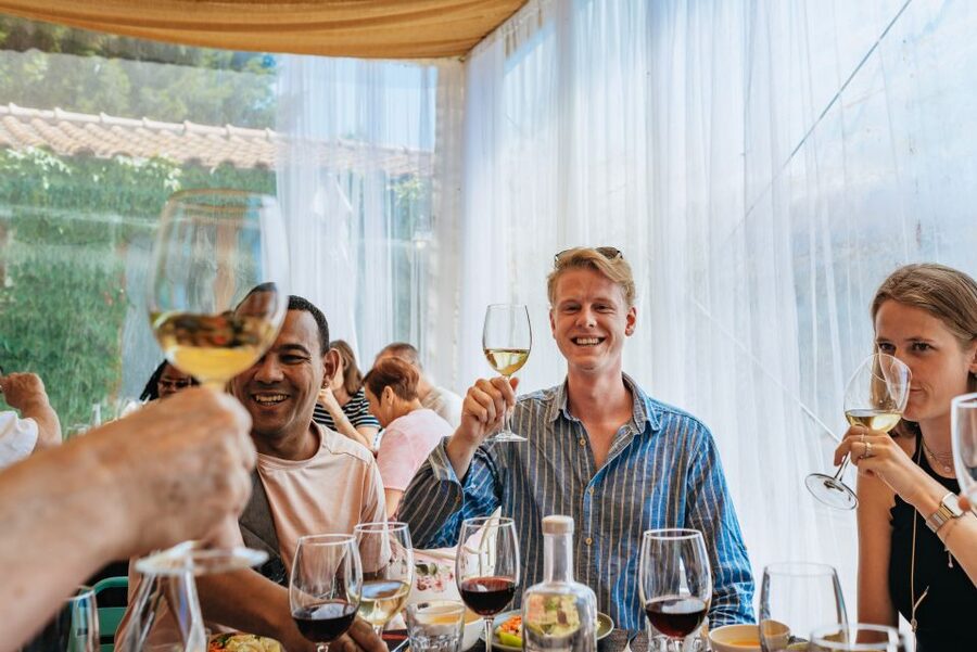 Porto: Douro Valley with Winery Lunch, Tastings & Cruise - Why the Douro Valley works as a day trip from Porto