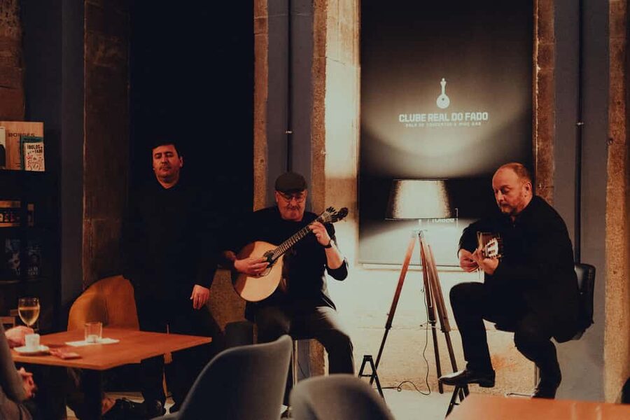 Porto: Fado Live Music, Wine & Cultural Introduction - Why this one-hour Fado performance works