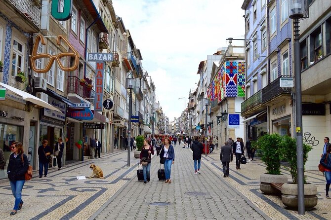 Porto Food & Wine Tasting Tour with Lunch or Dinner Option - Porto food in small bites, with a walk between them