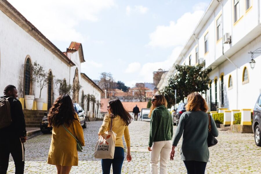 Porto: Food & Wine Tasting Walking Tour with Port Wine Cave - Meet the Francesinha head-on
