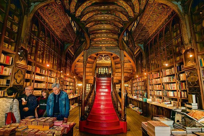 Porto Full Day City Tour Wine Tasting and Six Bridges Cruise - Gaia’s Port wine lodges and three tastings