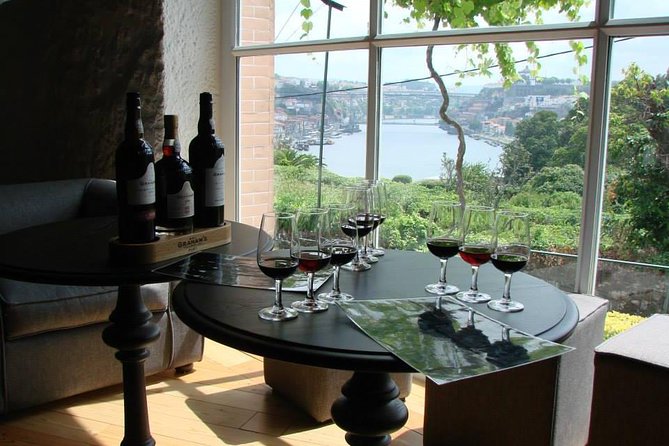 Porto Full Day City Tour Wine Tasting and Six Bridges Cruise - The 50-minute Six Bridges cruise