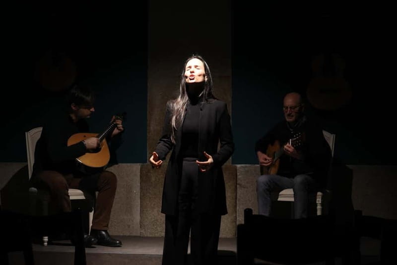 Porto: Intimate Fado Show & Port Wine in Trindade Noble Hall - Key points to know before booking