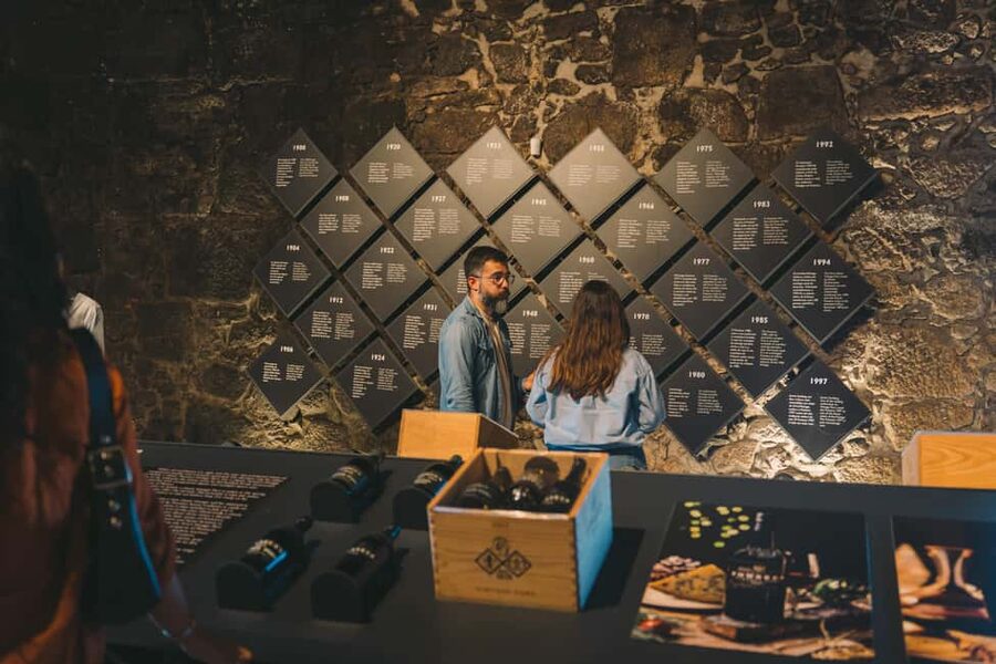 Porto: Port Cellar Visit and Wine Tasting at Fonseca - Why Fonseca makes a good first Port stop