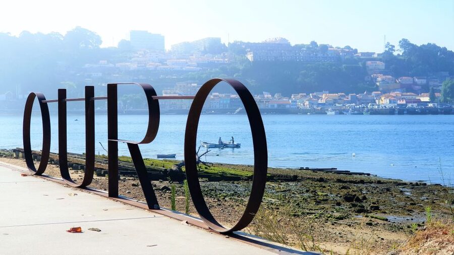 Porto: Private Tuk-Tuk Tour with Short Walks and Wine - Why a tuk-tuk works so well in hilly Porto