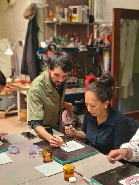Porto: Tile Painting Workshop with Tea and Port Wine - The opening lesson on Portuguese azulejos