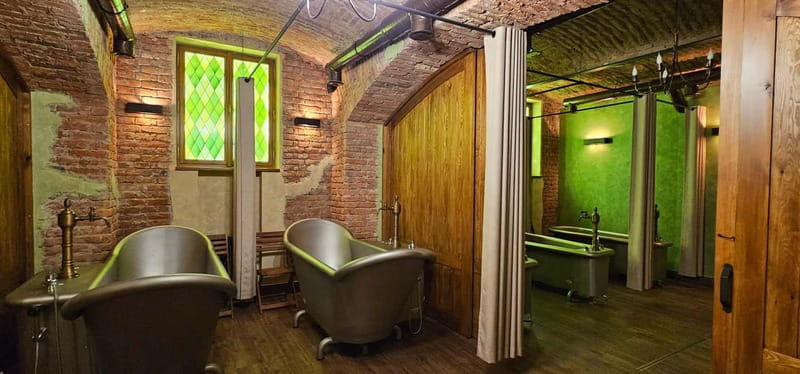 Prague: Beer and Wine Spa Bath with Salt Cave Experience - How private and social is the experience?