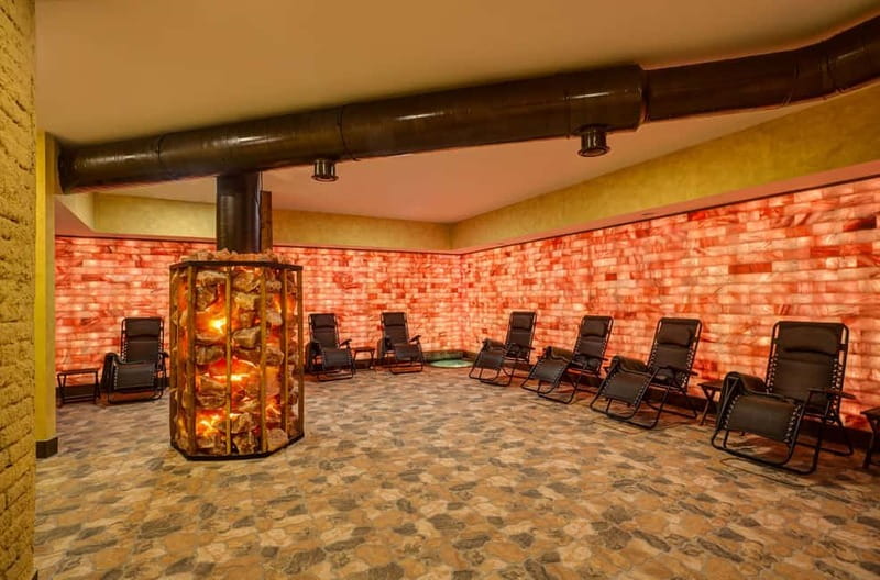 Prague: Beer and Wine Spa Bath with Salt Cave Experience - When to book this in your Prague plans