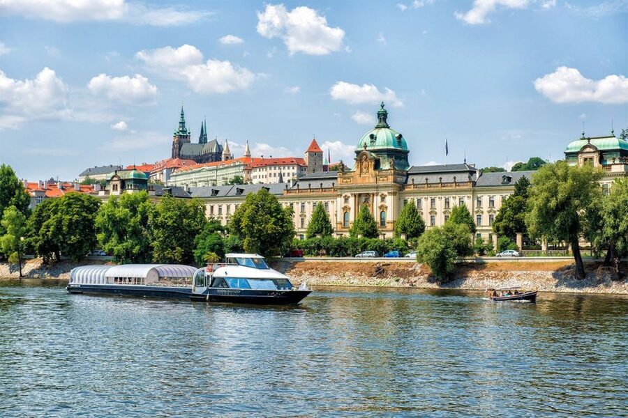 Prague: Evening Vltava River Eco Cruise with Prosecco - Boarding at Pier 4 and settling in