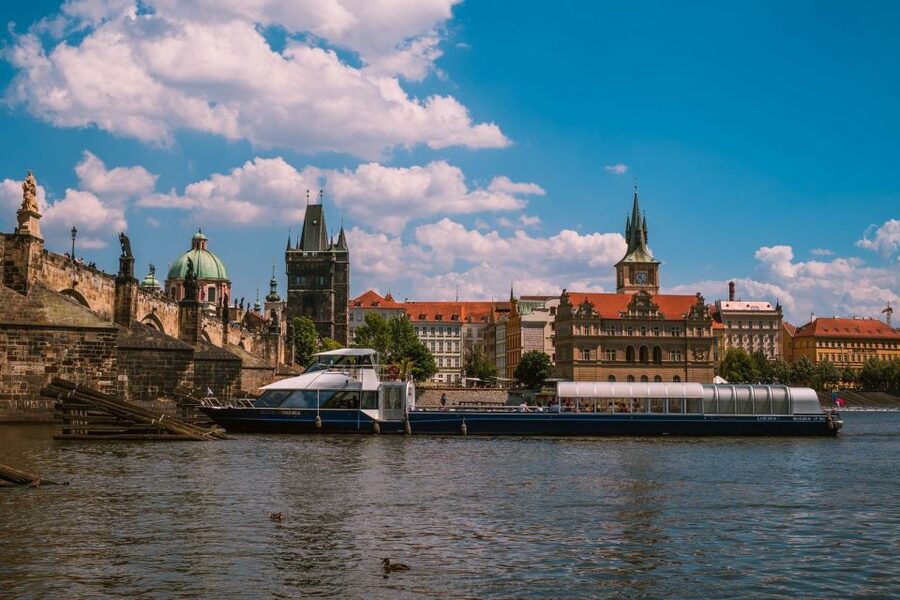 Prague: Evening Vltava River Eco Cruise with Prosecco - Commentary, maps, and what you will learn