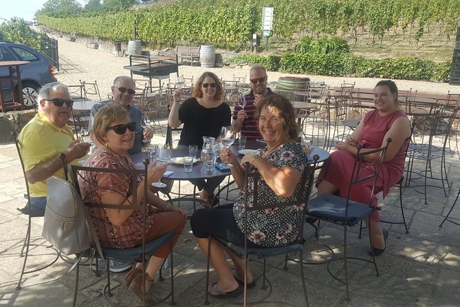 Prague´s Hidden Vineyards Private Tour - The final tasting pairs Czech wine with local food