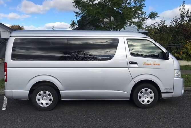 Premium 4 -Best Wineries Napier Hawke's Bay Tour, 5.5h - 6Hours - The guide makes the difference between a ride and a tour