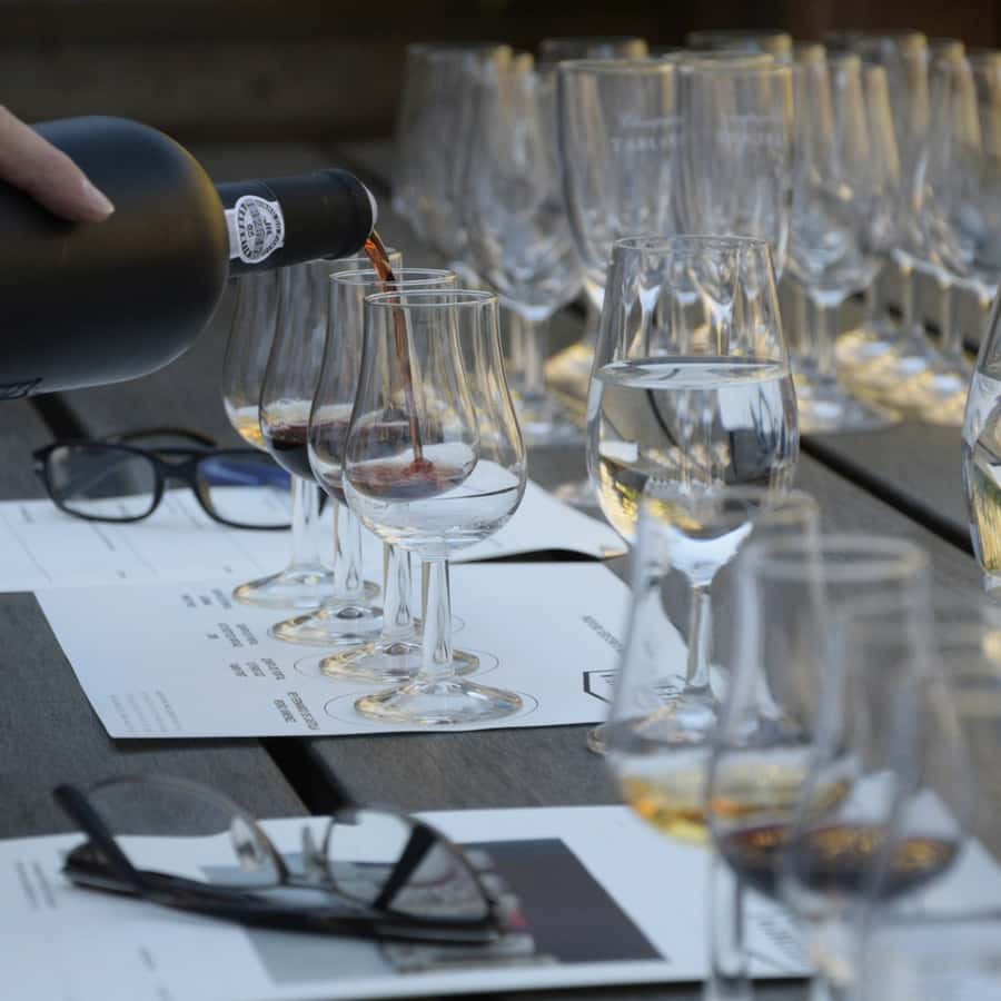 Premium Empanadas Cooking Class & Wine Tasting Experience - How long the class takes and how to fit it into your day