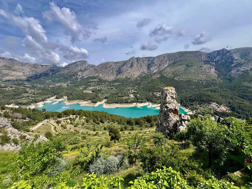 Premium Tour: Winery 7 Tastings + Guadalest Castle | Small group - Guadalest Castle and one hour in the village