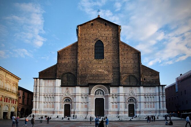 Private Bologna Food & Market Tour with 6 Tastings & Wine - Tasting Parmigiano, cold cuts, and Bolognese staples