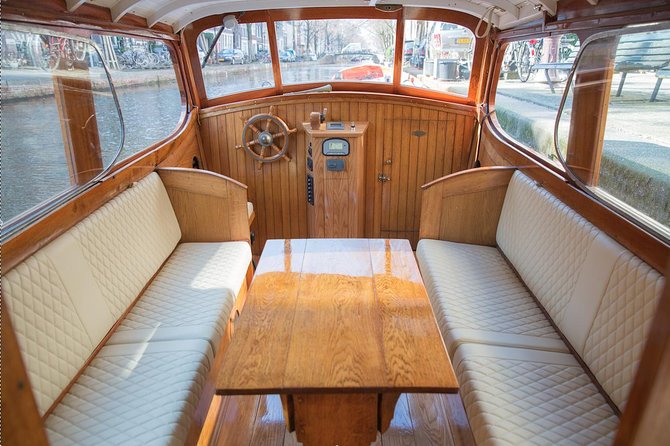 Private Champagne Canal Cruise in Amsterdam - Starting at Prinsengracht 377