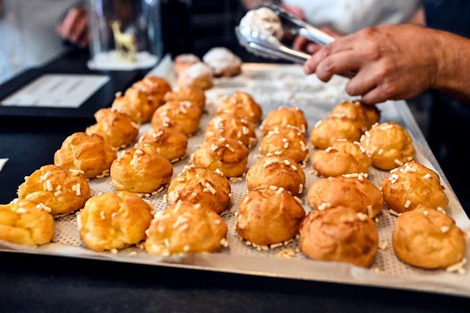 Private Montmartre Food Tour with Wine, Cheese & Pastries - Sacré-Cœur and the high point of Montmartre