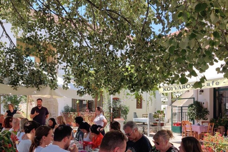 Private tasting of 6 cretan wines in Fres village - Six wines that show Crete’s range