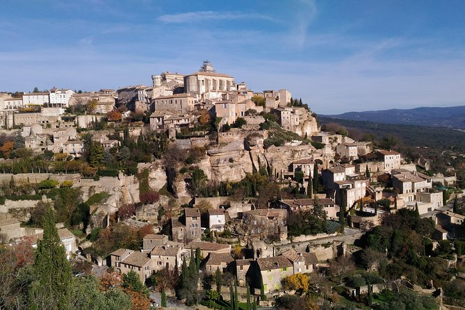 Provence Wineries and Luberon Villages Day Trip from Aix-en-Provence - Lourmarin and its castle views
