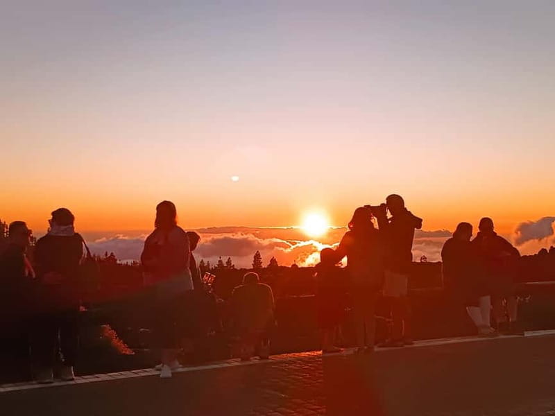 Puerto Cruz: VIP Teide Sunset & Stars, Guachiche Lunch+Cava - Stargazing in one of Europe’s best night skies