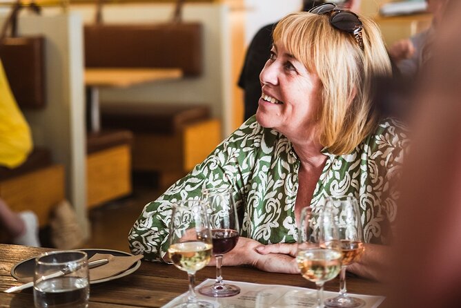 Queenstown: Afternoon Wine & Beer Tour with Platters - Practical details that matter before booking