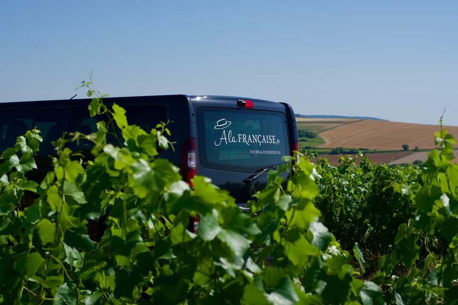 Reims: Moët & Chandon and Family-Run Winery Day Tour & Lunch - Inside Moët & Chandon