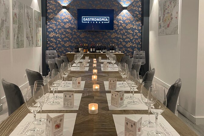 Rioja & Txakoli Wine Tasting in Bilbao with a Local Sommelier - The hosts make the difference