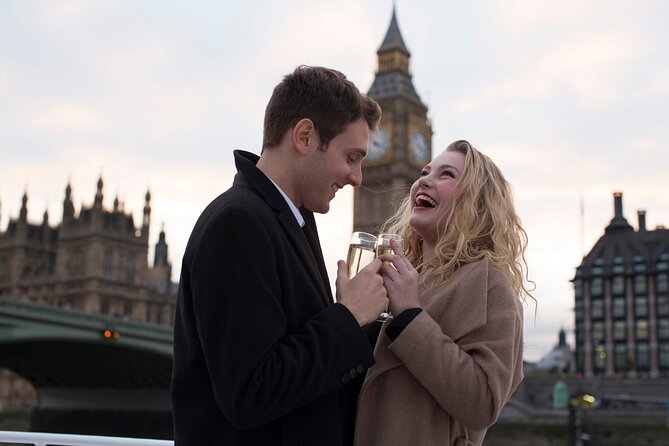 River Thames Evening Cruise with Sparkling wine and Canapés - Canapés, sparkling wine, and the onboard music
