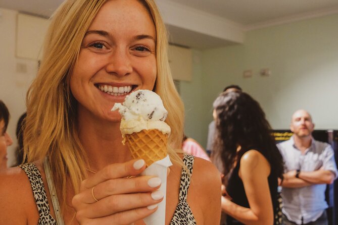 Rome: Award Winning Trastevere Group Food Tour with Wine - What your guide adds to the food