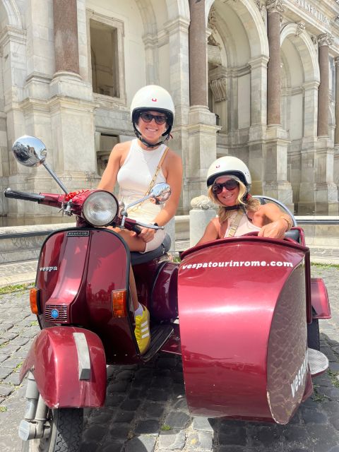 Rome: Evening Fiat 500 and Vespa Prosecco Tour - Rome at night in six useful points