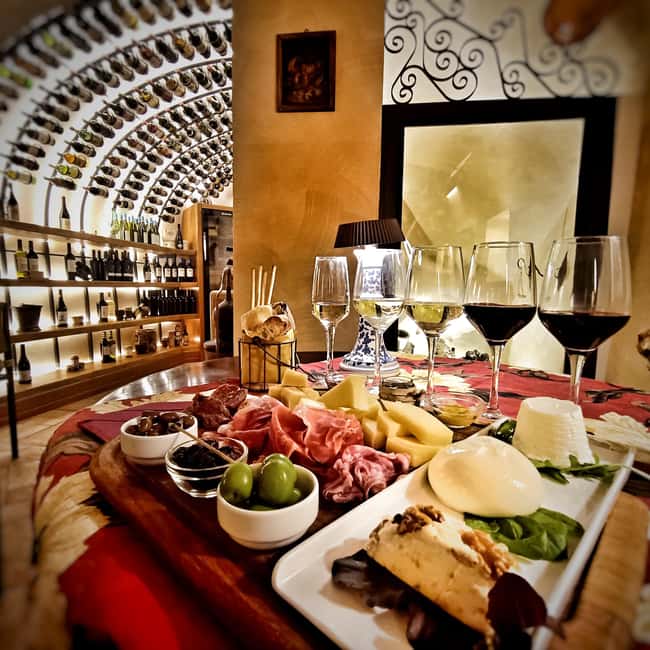 Rome: Food Tasting and Wine Pairing & Tiber River Boat Ride - How the Tiber cruise fits into the day