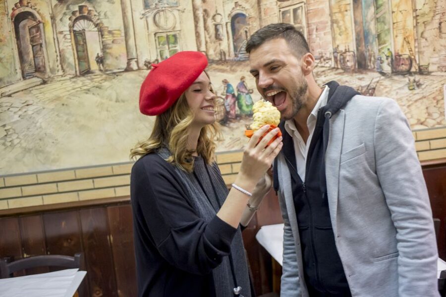 Rome: Food Tour and Wine Tasting in a Traditional Trattoria - From Campo de’ Fiori to Trastevere by way of the Roman table