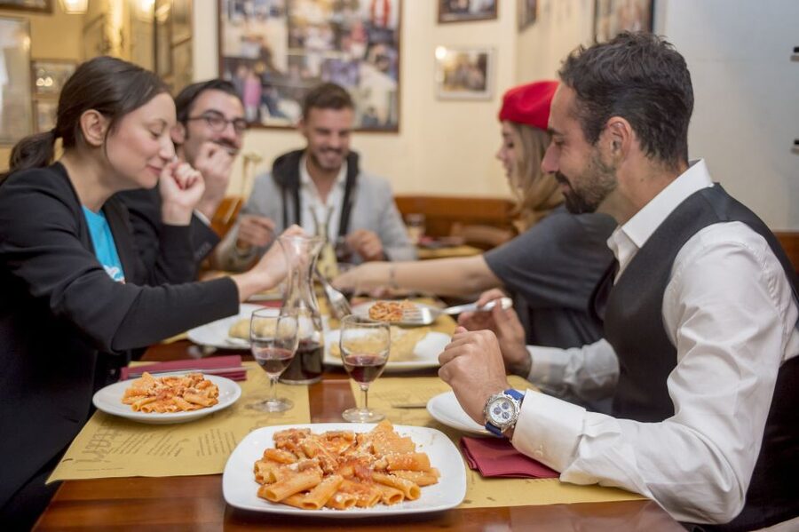 Rome: Food Tour and Wine Tasting in a Traditional Trattoria - Walking, timing, and practical comfort