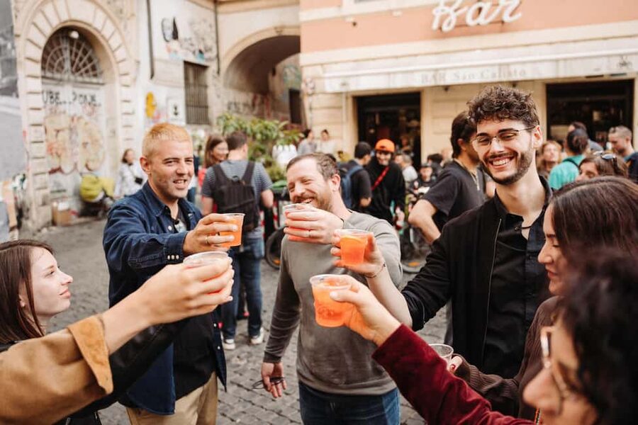 Rome Food Tour: Trastevere Aperitivo, Wine & Pasta Dinner - Why Trastevere works so well for an evening food walk