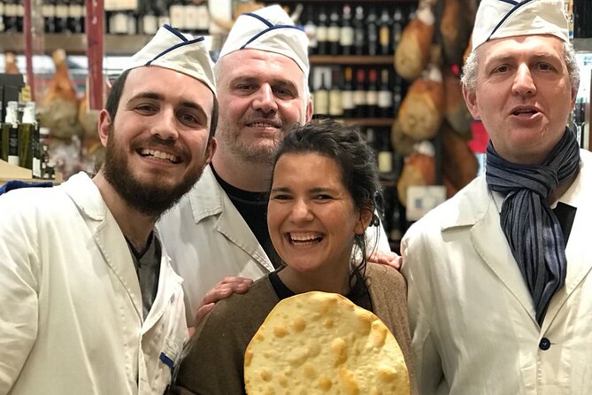 Rome Food Tour: Unlimited Tastings with Fine Wine & Barolo - What you actually taste and drink
