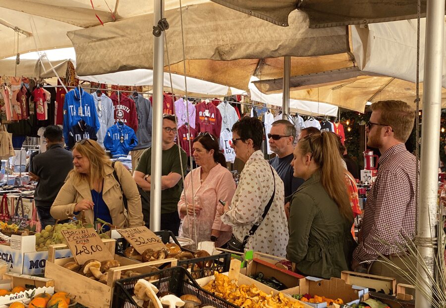 Rome: Food & Wine Tour of Campo de Fiori, Ghetto, Trastevere - Food restrictions and access