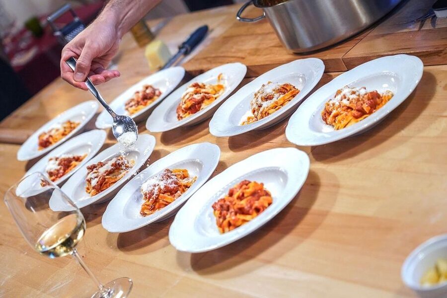 Rome: Fresh Pasta-Making Class with Italian Chef and Wine - Dietary requests and private-class options