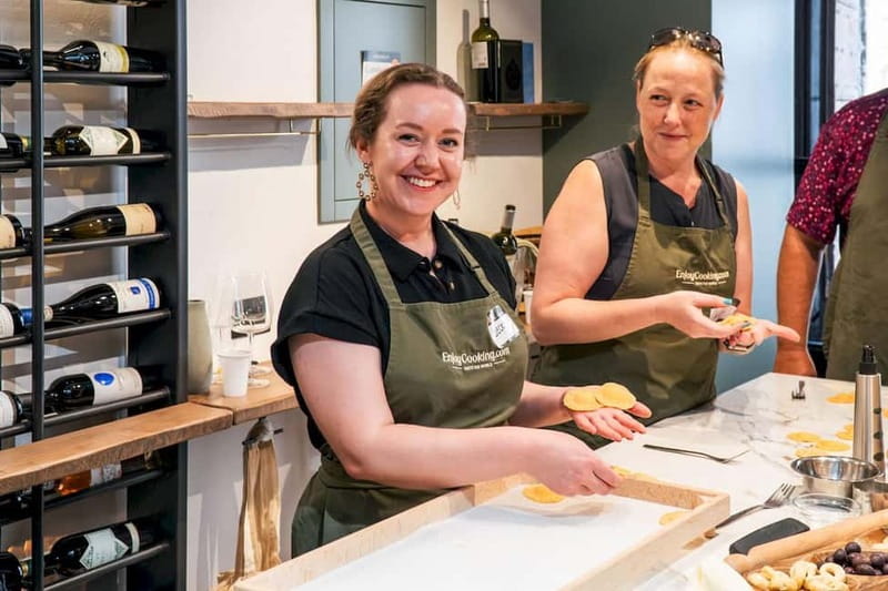 Rome: Hands-On Pasta & Tiramisu Class with Unlimited Wine - Tiramisu From Espresso to Cocoa