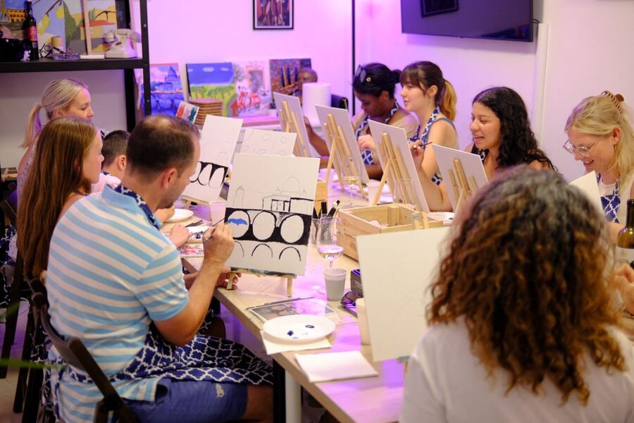 Rome: Painting Class with Unlimited Wine - What painting Rome adds to a city break